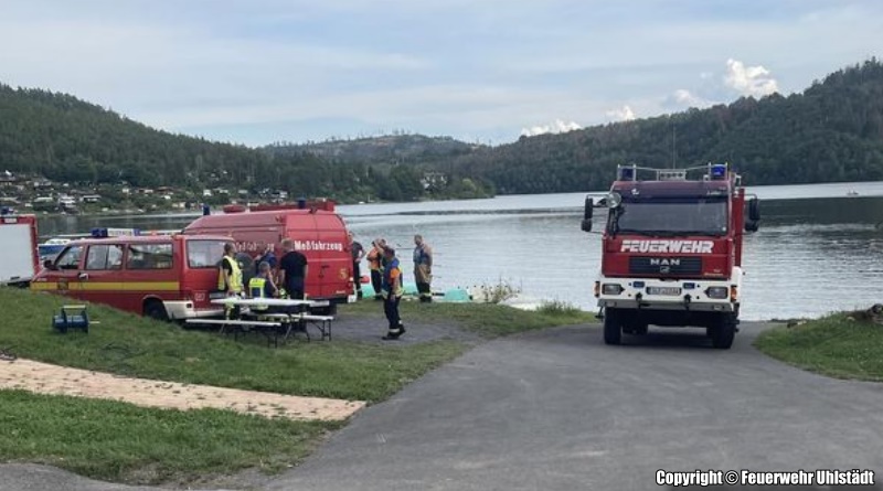 Öl im Wasser Hohenwarte Stausee